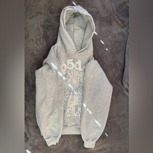 Cozy Gray Men Hoodie with Web Design